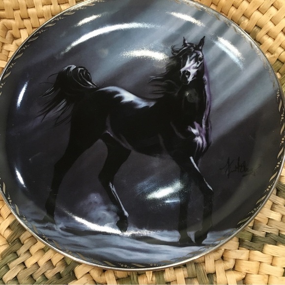 KIM MCELROY black horse equestrian art plate. Midnight majesty vintage 1995 - Picture 4 of 4